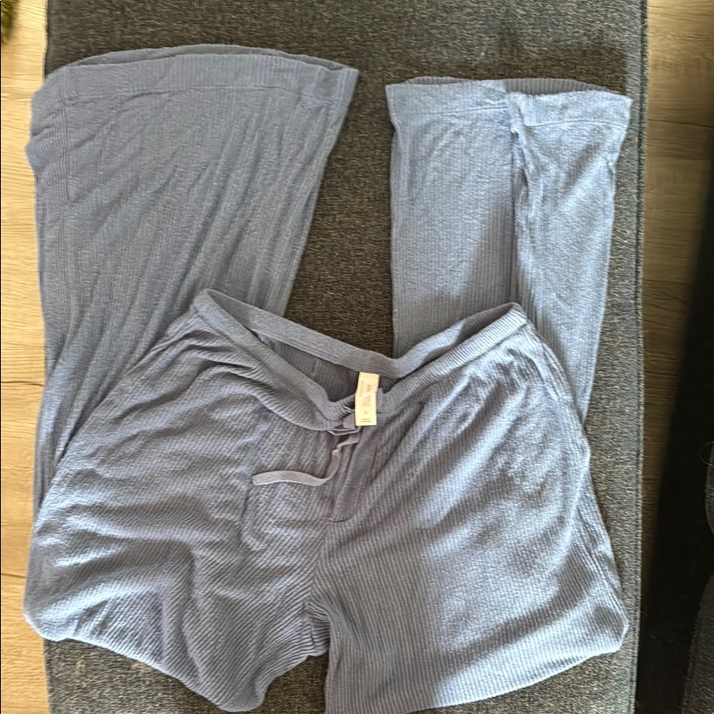 Auden Blue Capri Pants